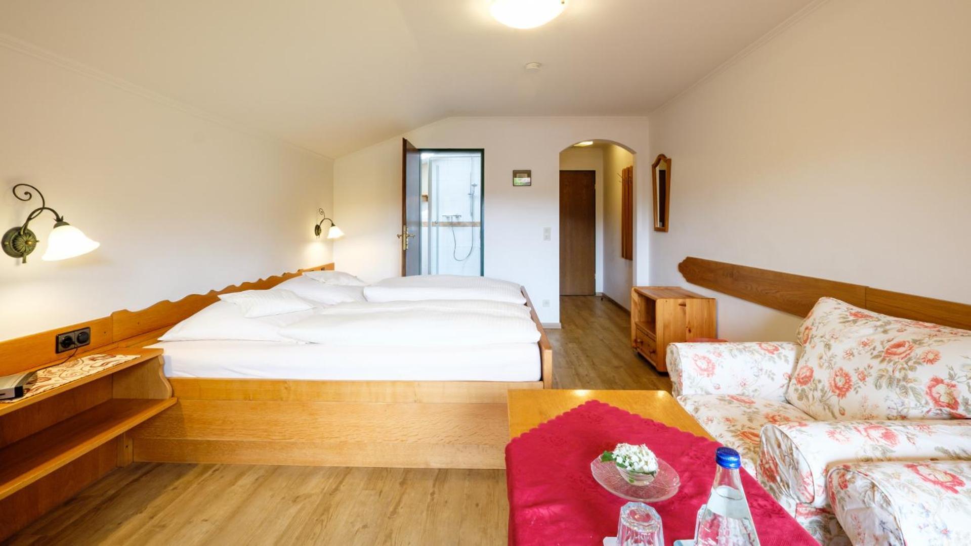 Gaestehaus Maier Zum Bitscher Rotta Екстериор снимка